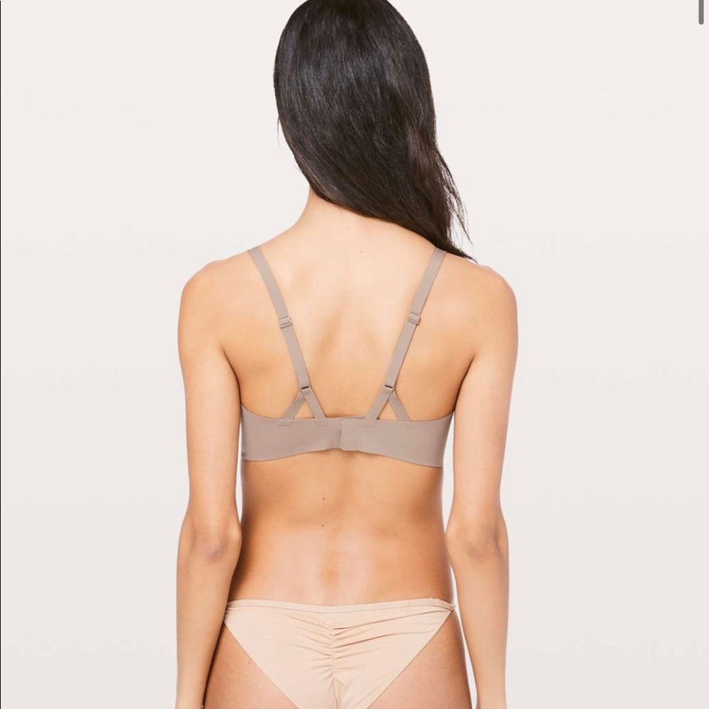 Lululemon Take Shape Bra
Soft Sand - Picture 3 of 5